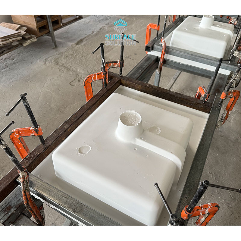 solid surface sinks